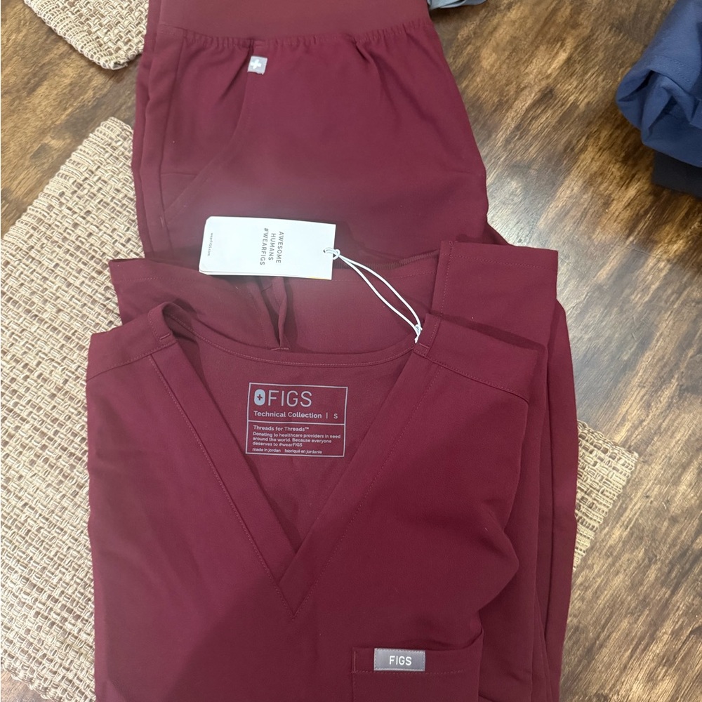 Figs Maroon Technical Scrub Set